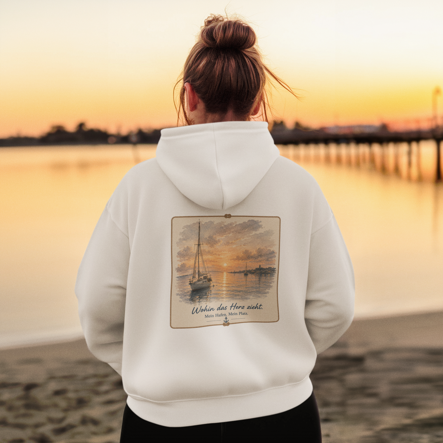 WOHIN DAS HERZ ZIEHT. Hoodie